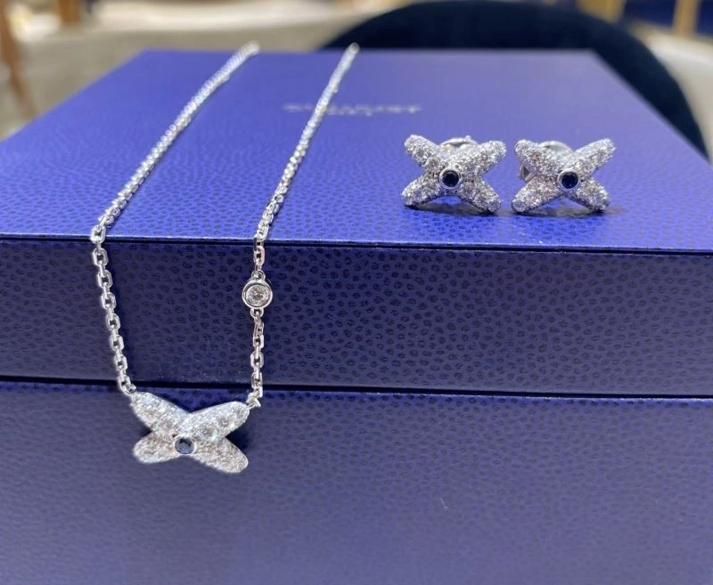 AllSeason Chaumet Necklaces 209453