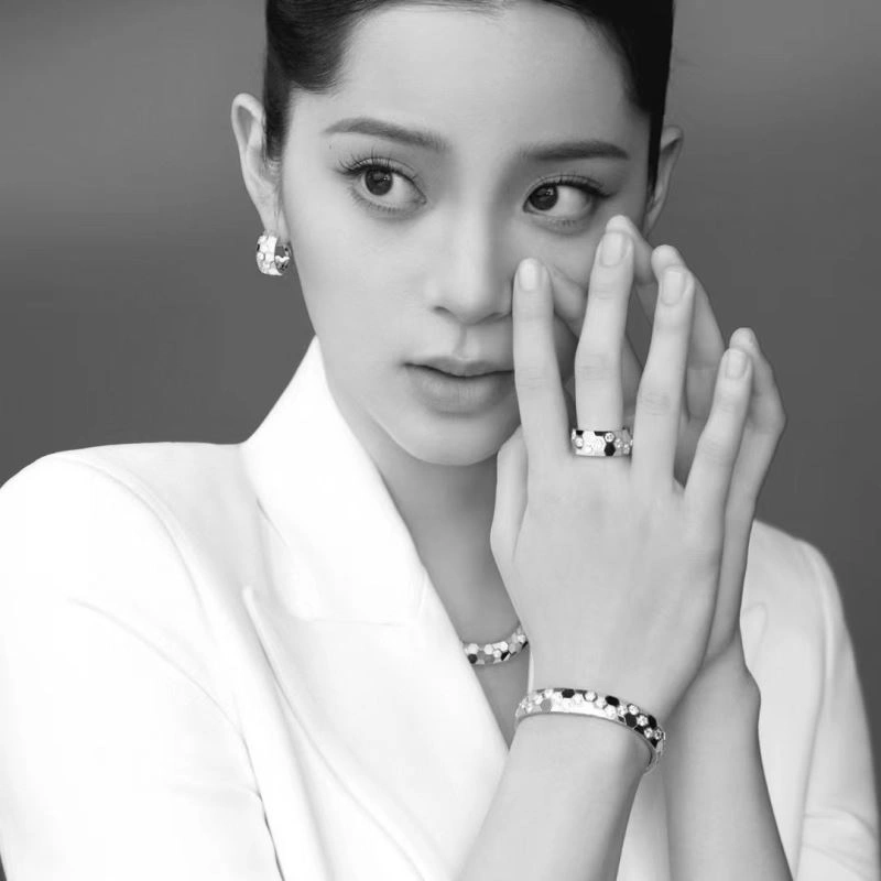 Elegant Chaumet Rings 214003