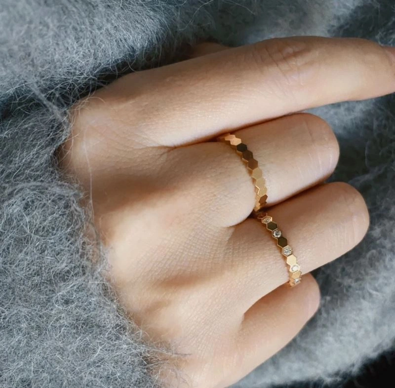 Supportive Chaumet Rings 213116