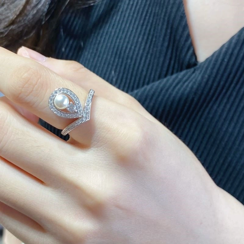Cozy Chaumet Rings 209955