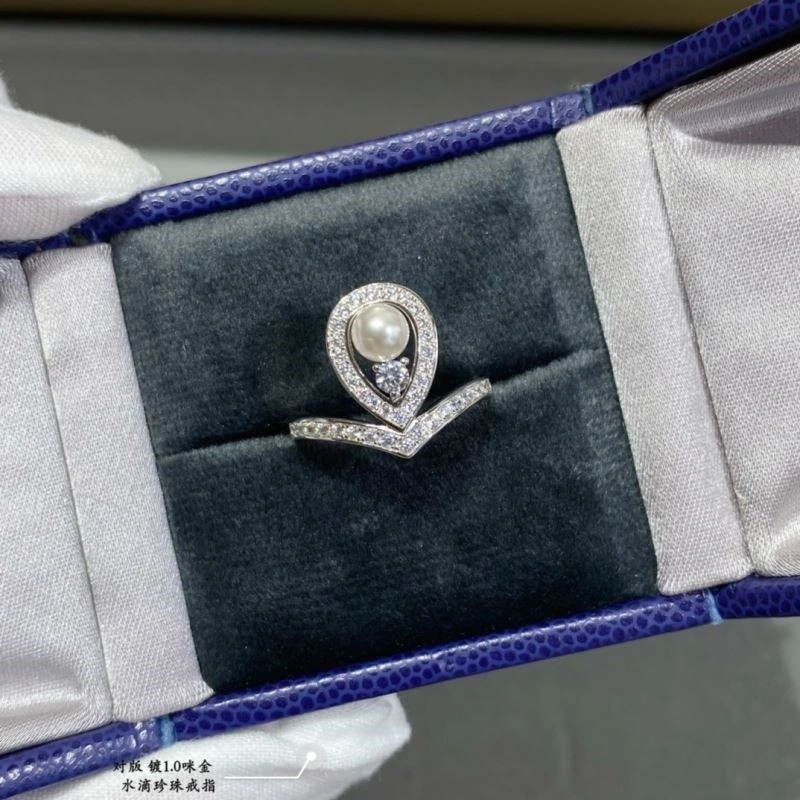 Cozy Chaumet Rings 209955