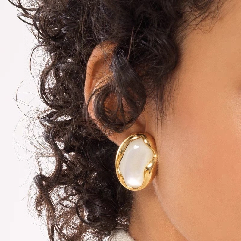 Supportive Chloe Earrings 214301