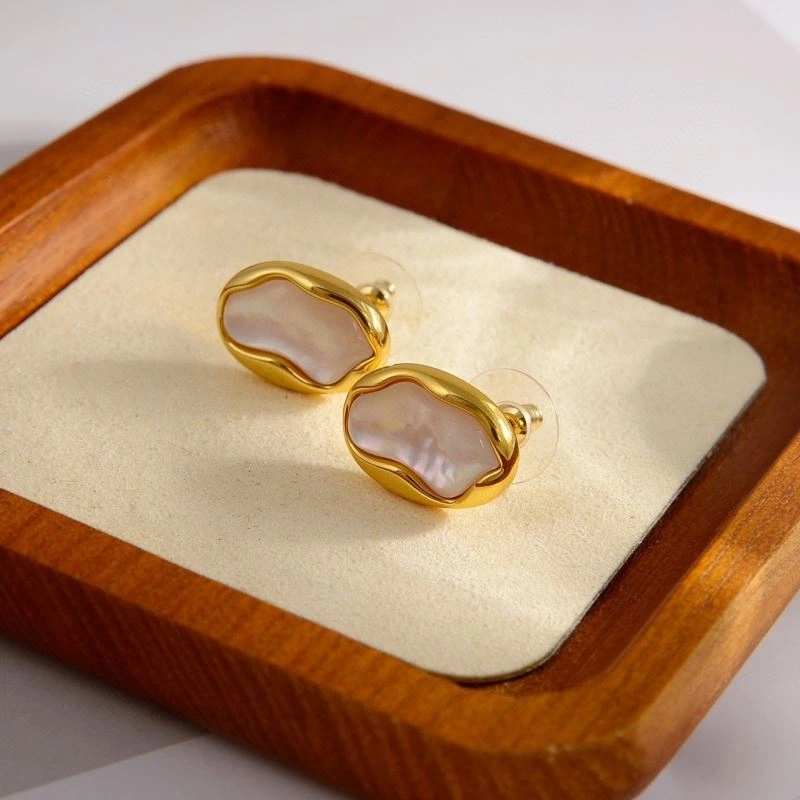 Supportive Chloe Earrings 214301