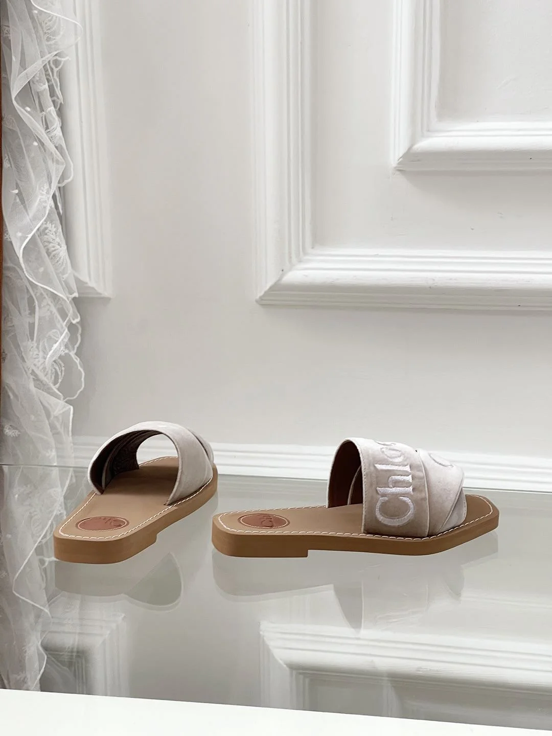 Chloe Sandals GoAnywhere 8189