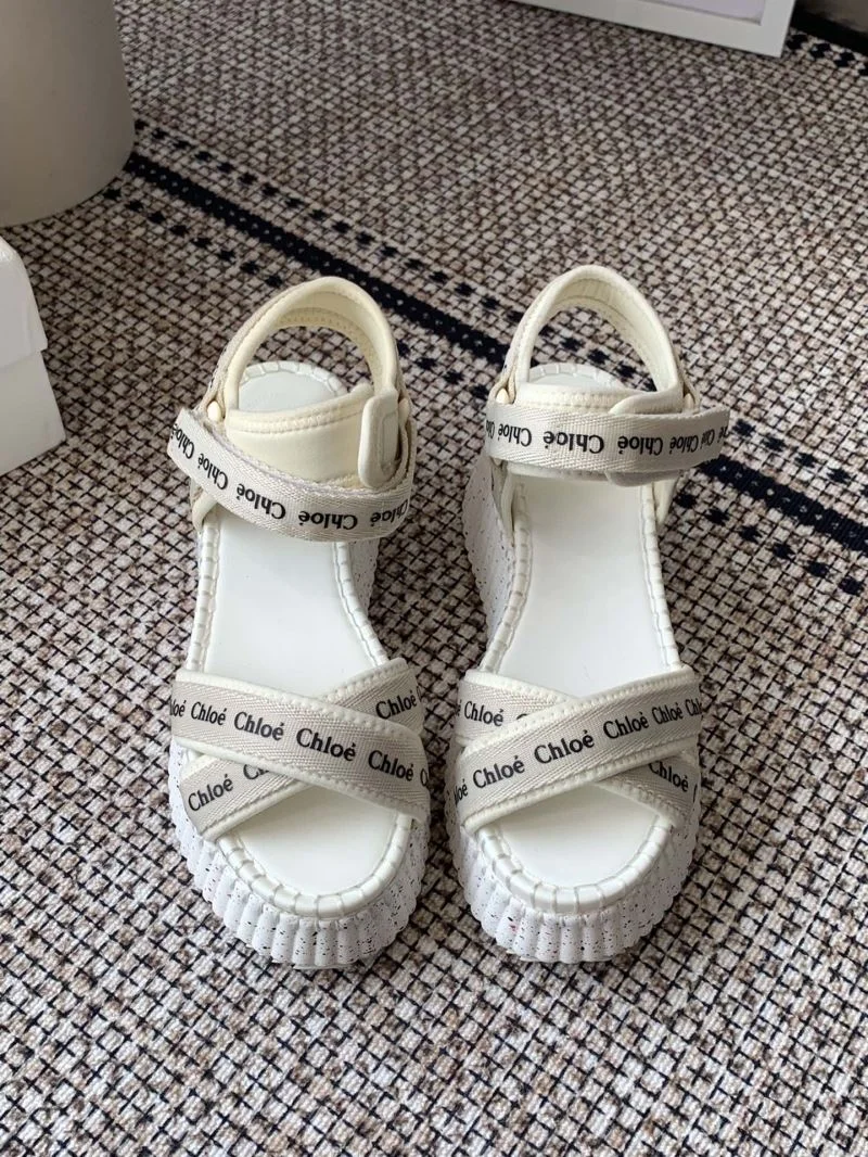 Compact Chloe Sandals 10167