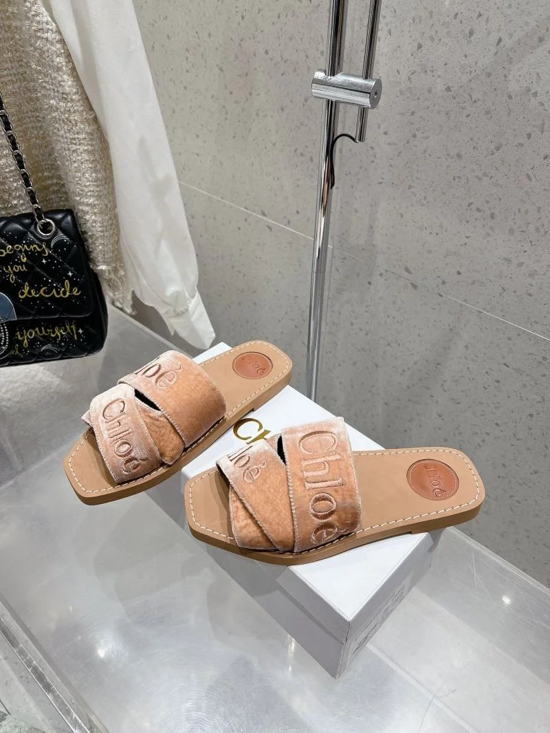 Classic Chloe Sandals 15819