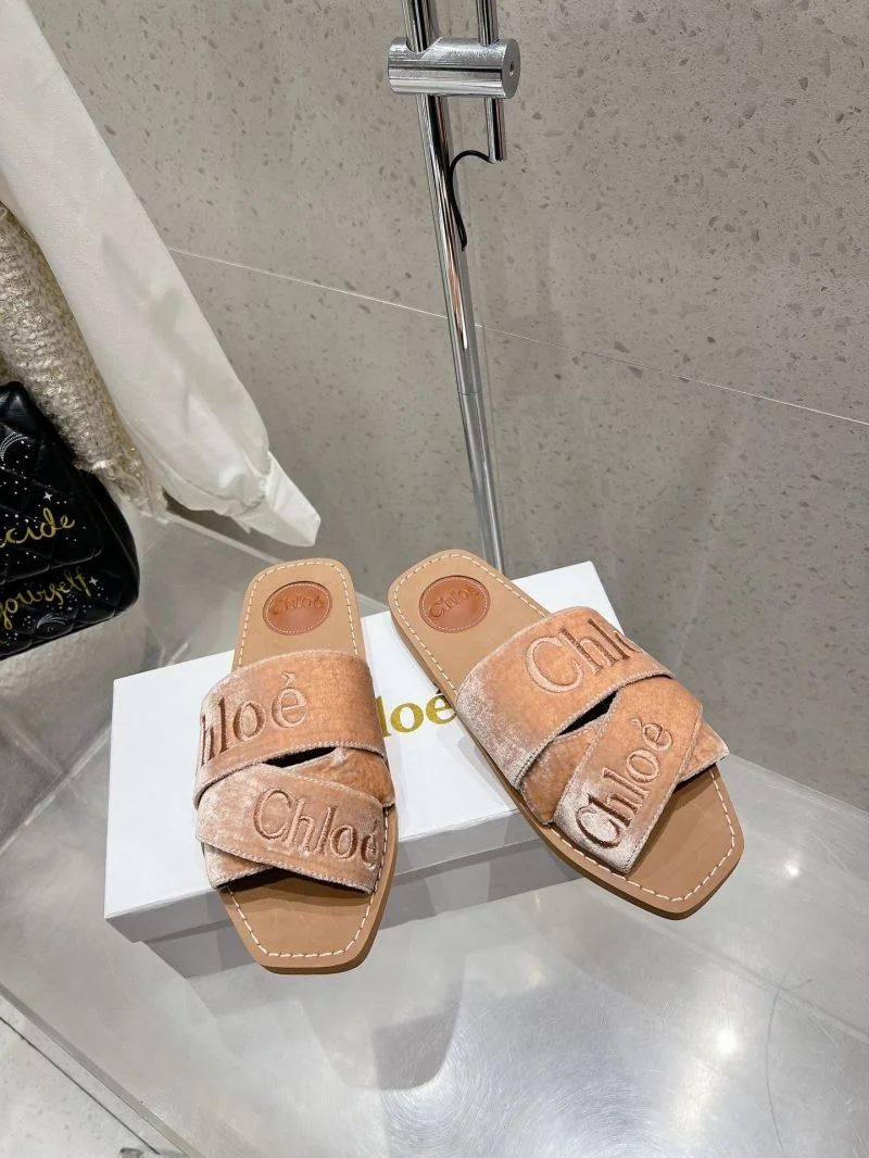 Classic Chloe Sandals 15819