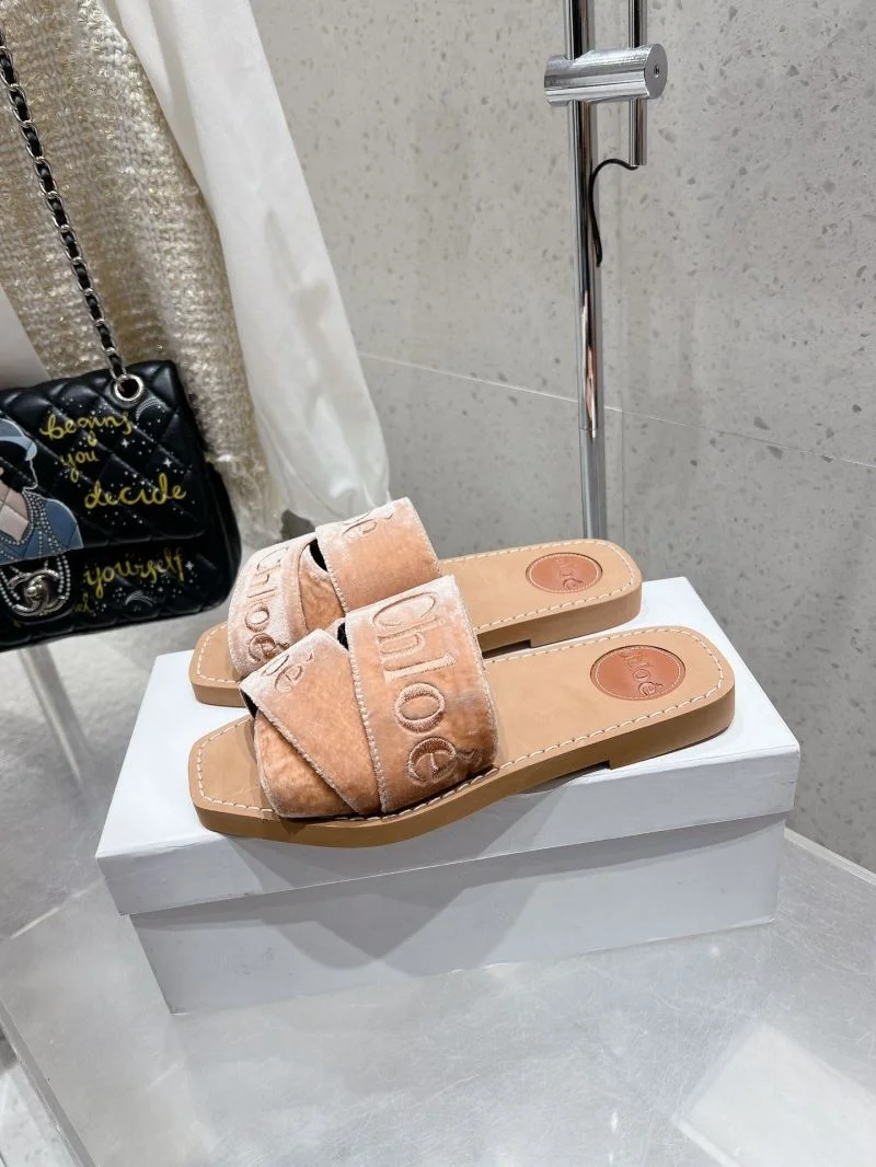 Classic Chloe Sandals 15819