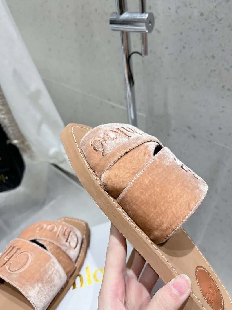 Classic Chloe Sandals 15819