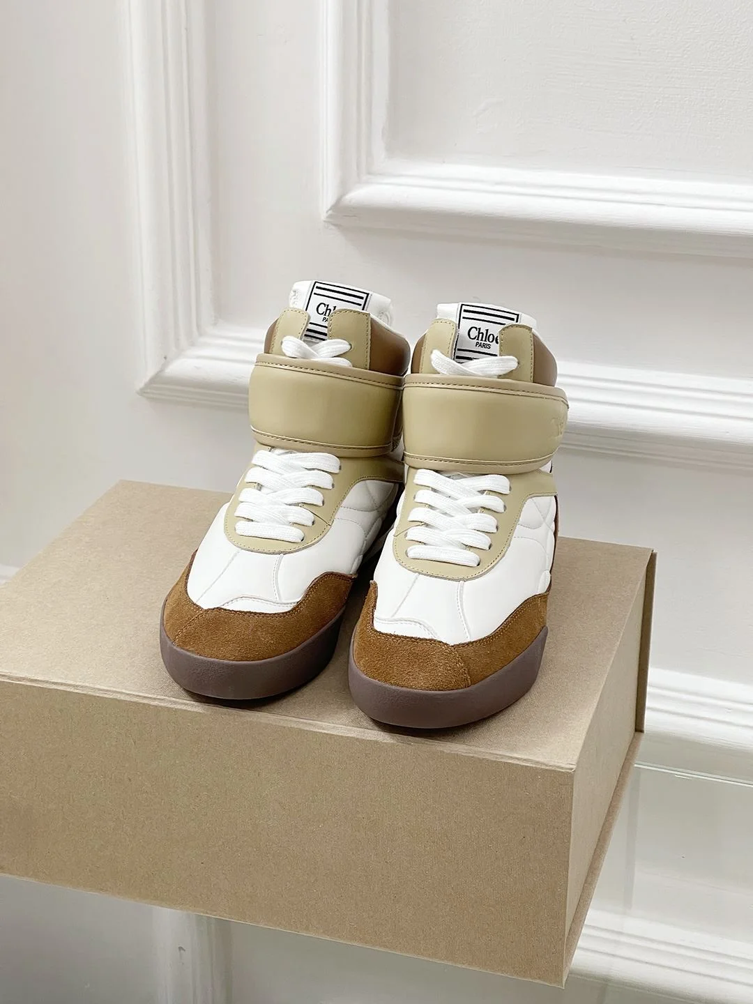 Sporty Chloe Shoes 8168