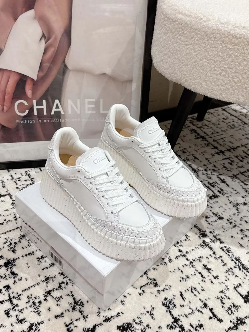 Chloe Shoes TravelReady 10177