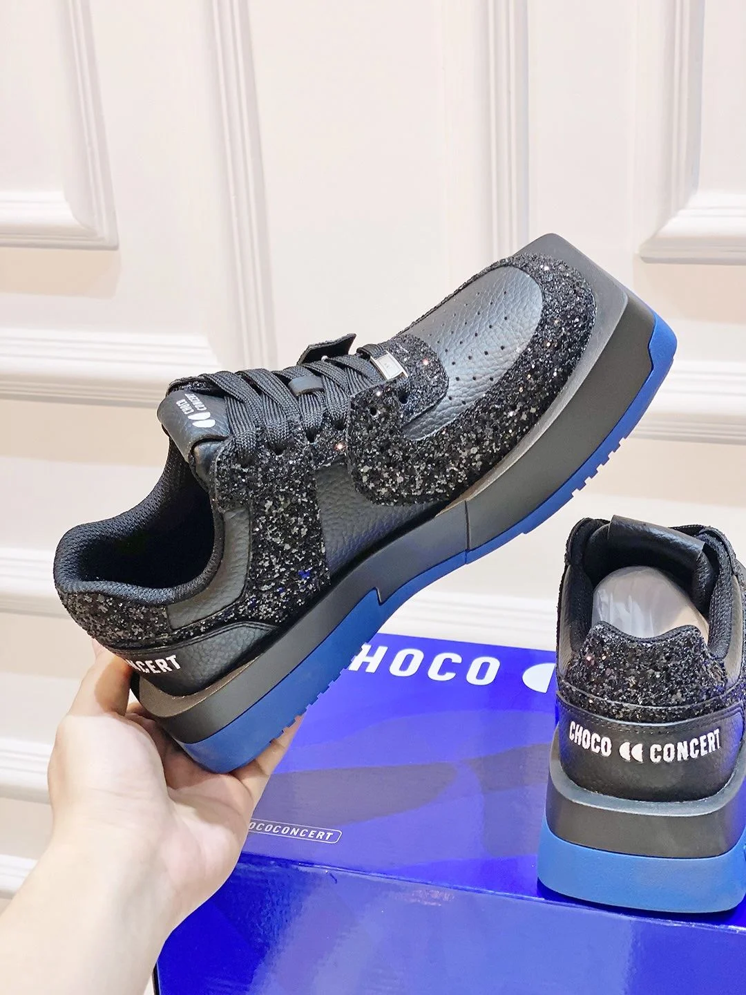 Chococoncert Shoes Bold 8298