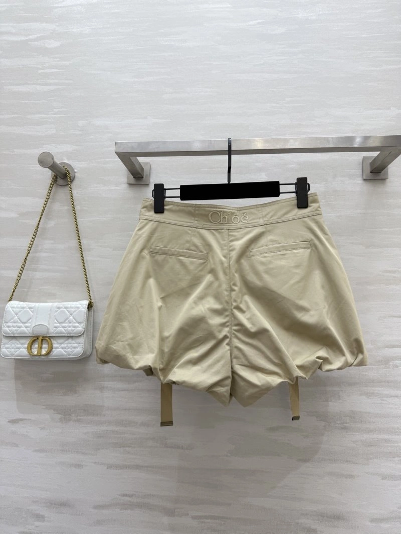 Versatile Chole Short Pants 154970