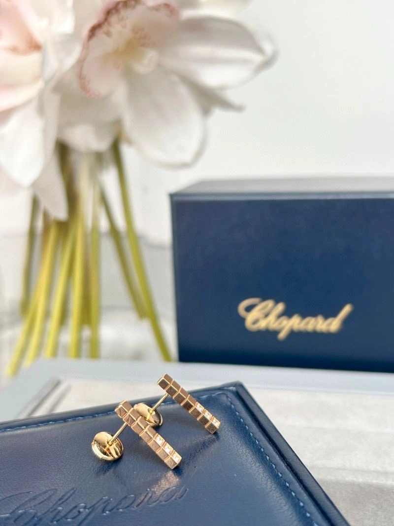 Classic Chopard Earrings 211367