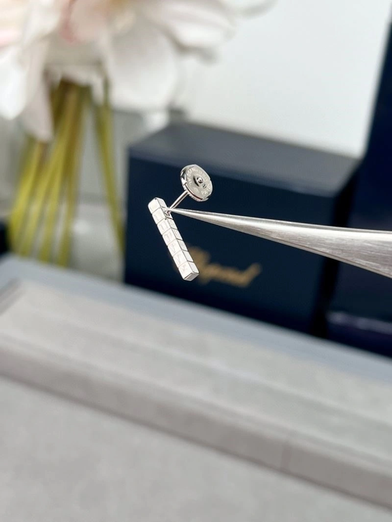 Chopard Earrings Supportive 210845