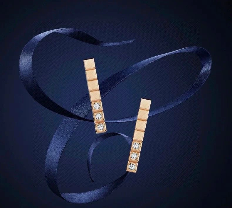 Chopard Earrings Breathable 209424