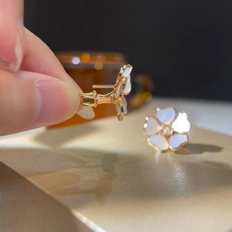 Seasonal Chopard Earrings 209423