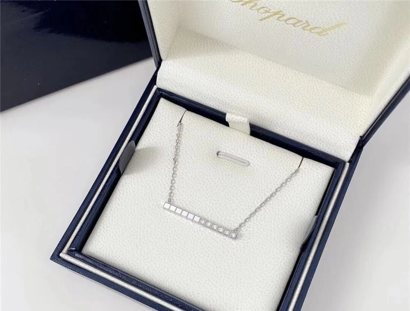 Packable Chopard Necklaces 212650