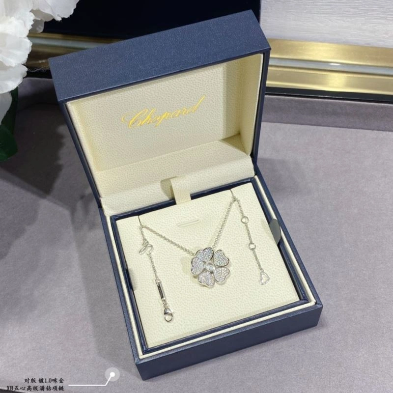 Sophisticated Chopard Necklaces 212241