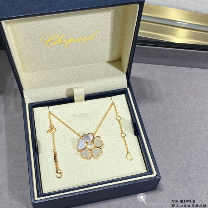 Unique Chopard Necklaces 212239
