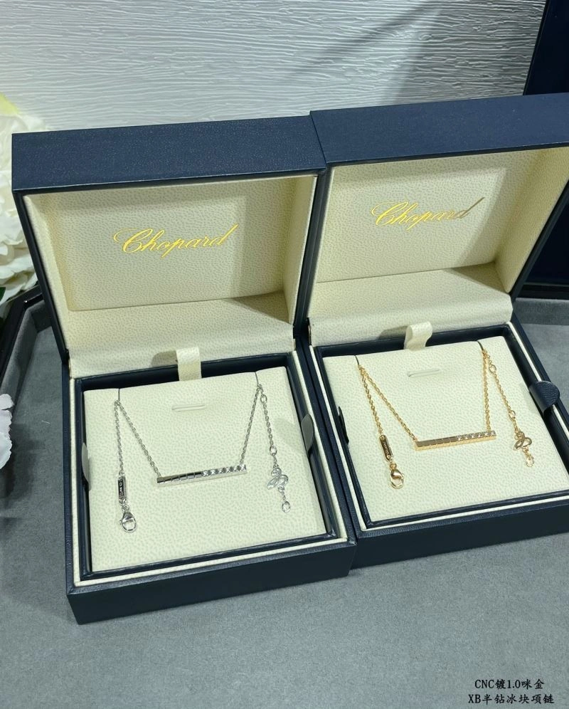 Chopard Necklaces AllSeason 212236
