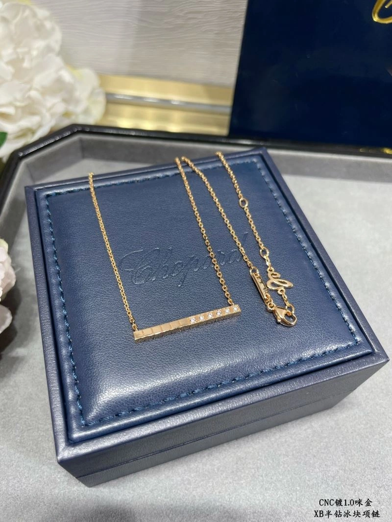 Chopard Necklaces AllSeason 212236