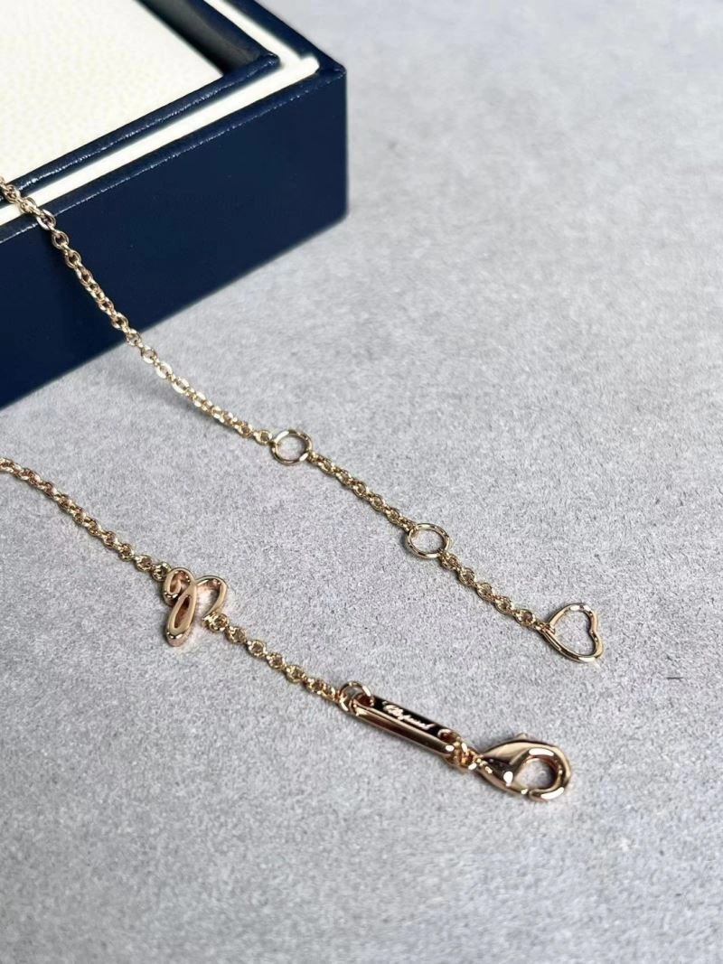 Chopard Necklaces Cozy 212220