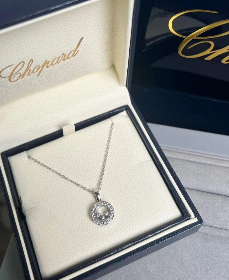 Timeless Chopard Necklaces 212225