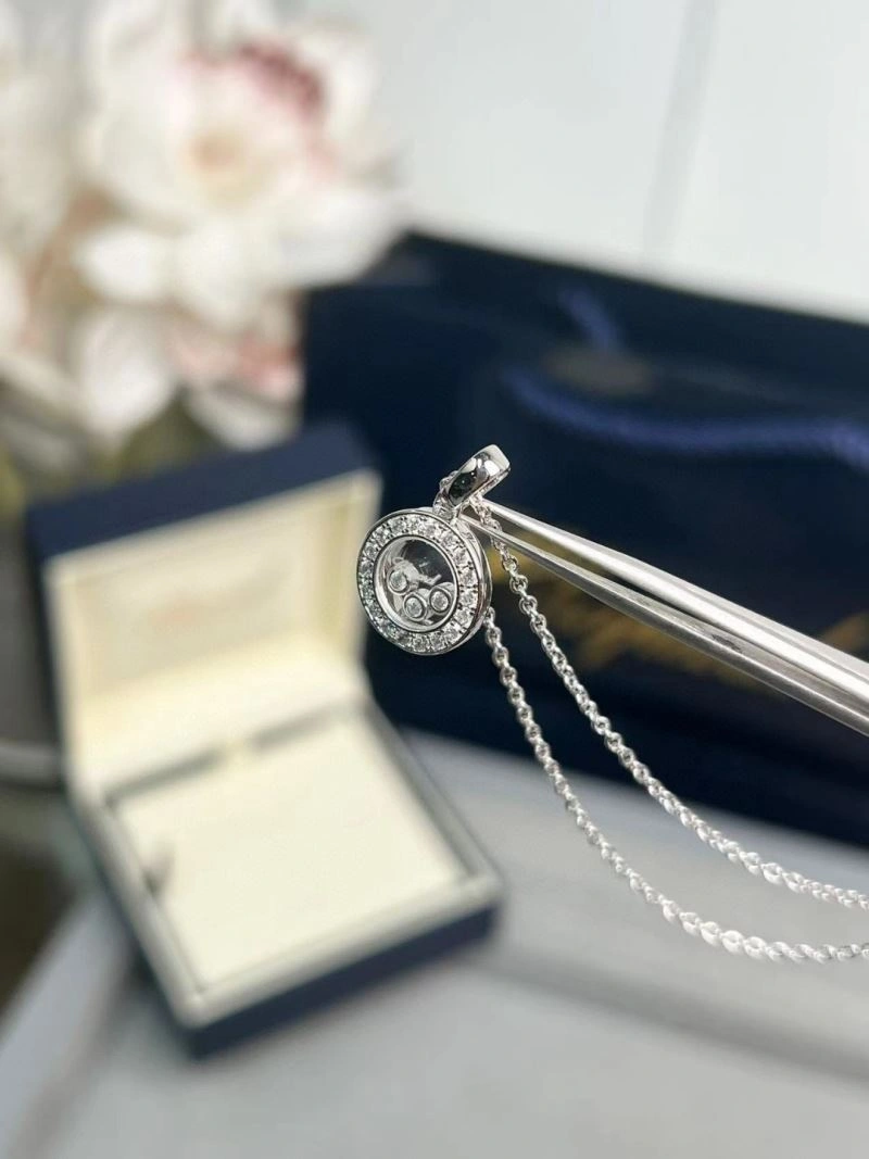 Timeless Chopard Necklaces 212225