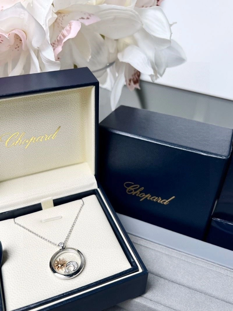 NewStyle Chopard Necklaces 210830