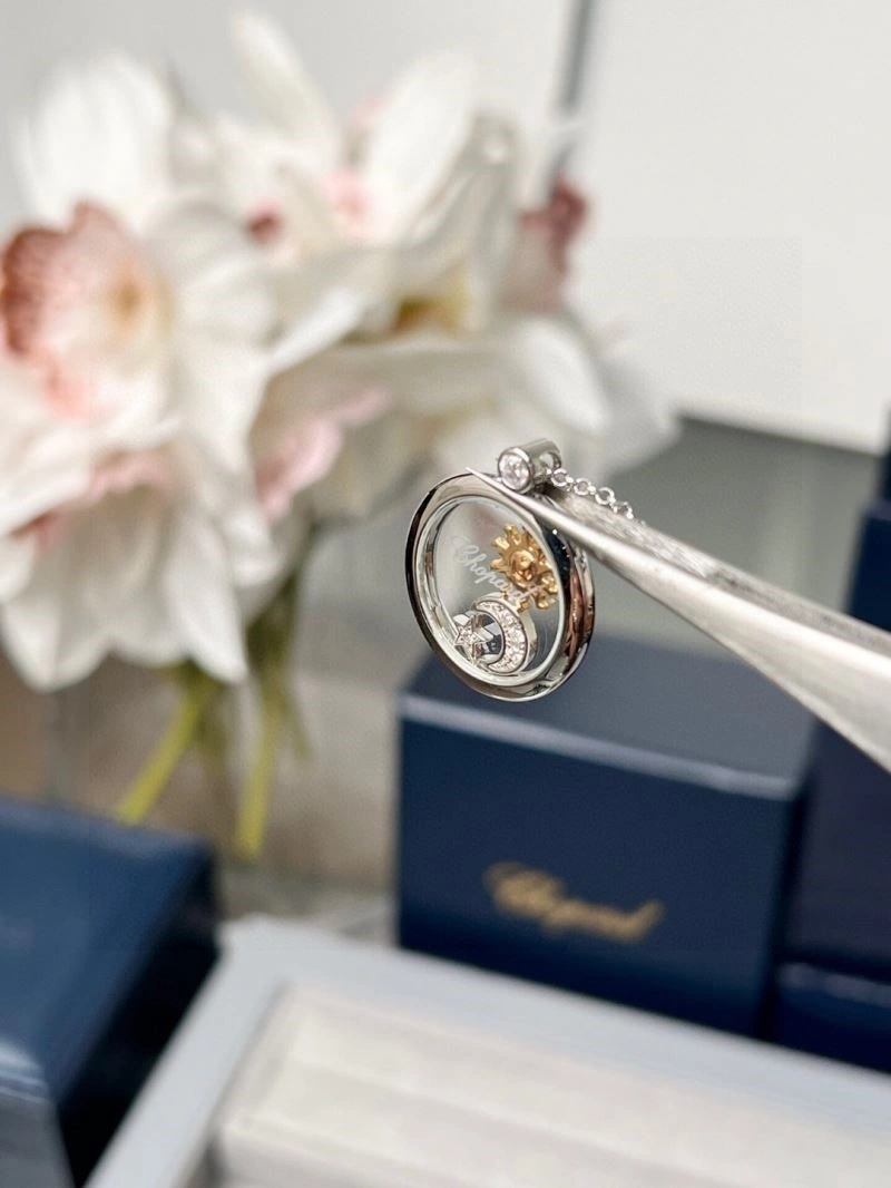 NewStyle Chopard Necklaces 210830