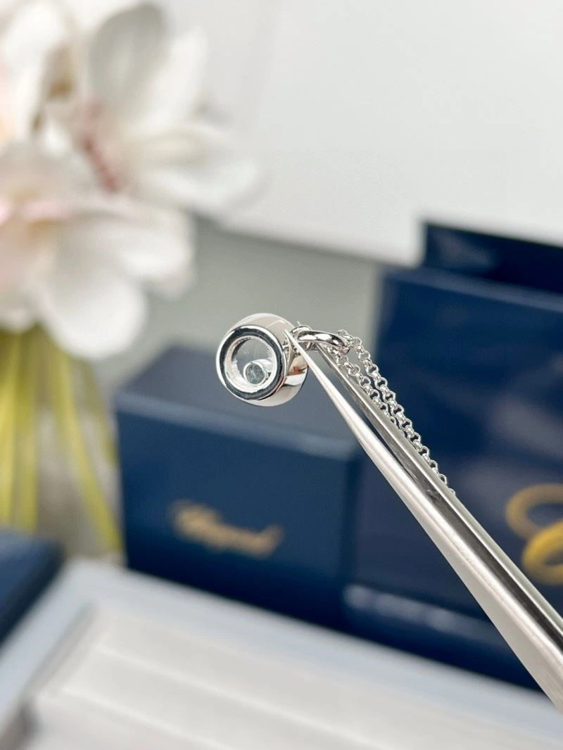 Sophisticated Chopard Necklaces 210834