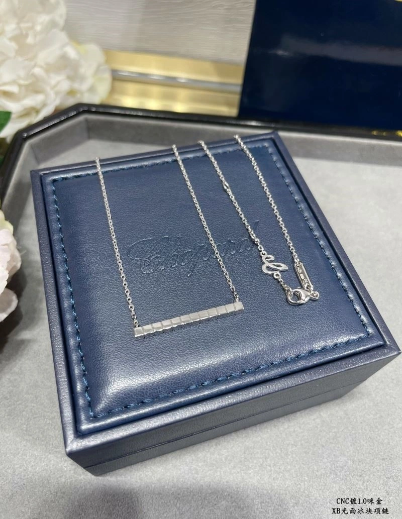 Chopard Necklaces Chic 210827