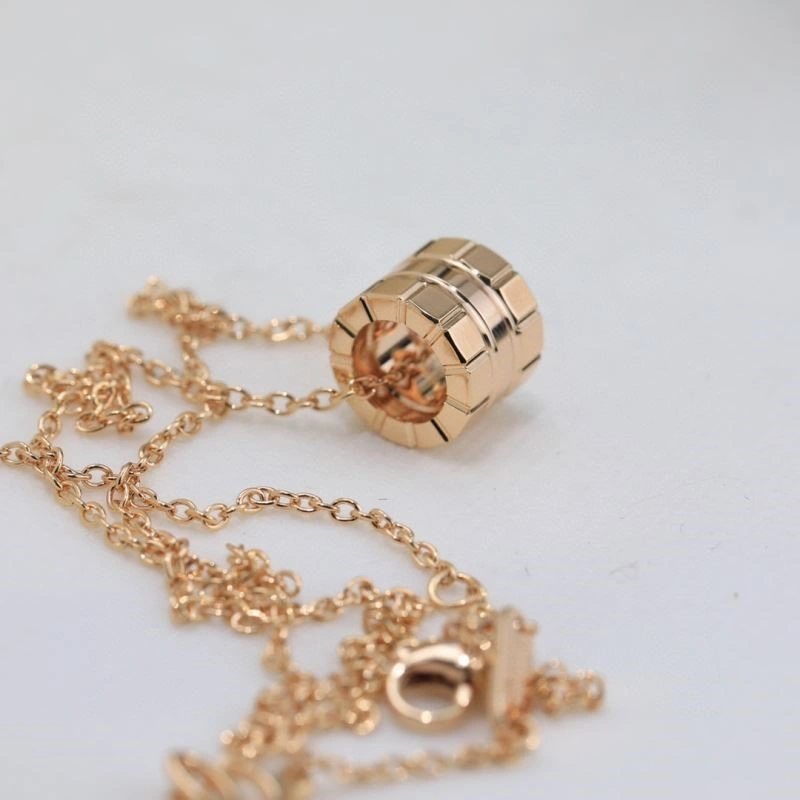 Chopard Necklaces Stylish 209407