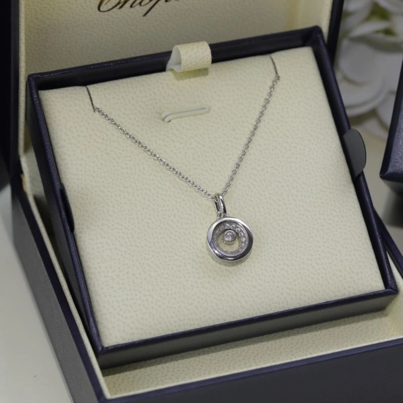 Tailored Chopard Necklaces 209386