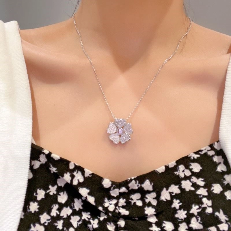 Supportive Chopard Necklaces 209388