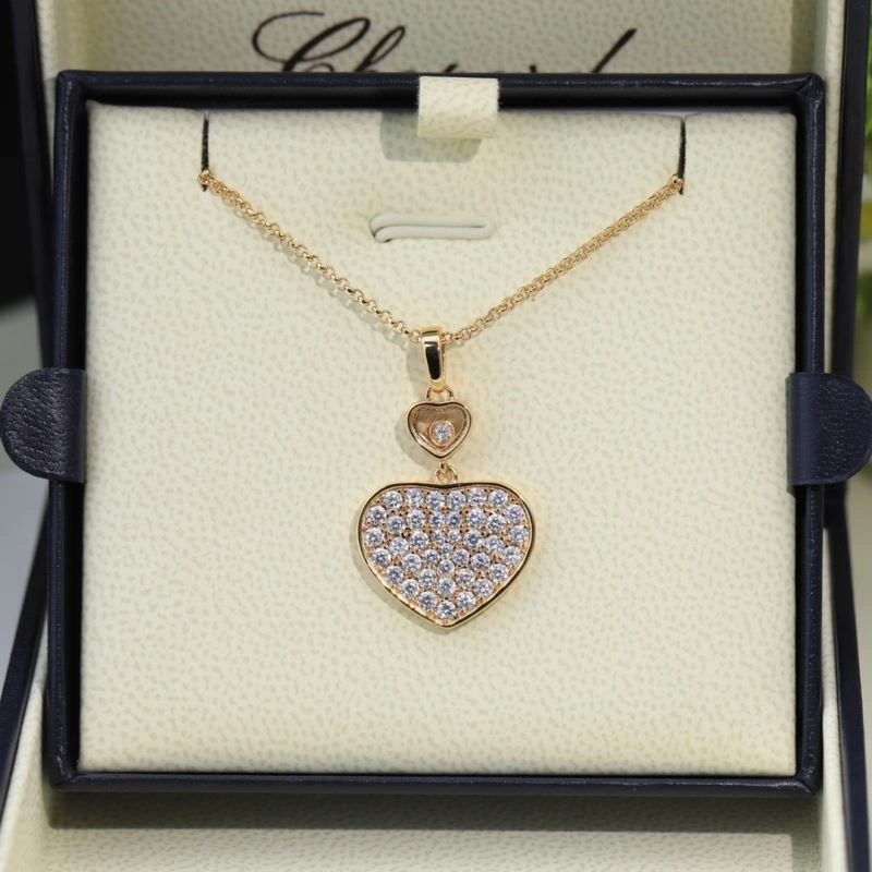 EyeCatching Chopard Necklaces 208832