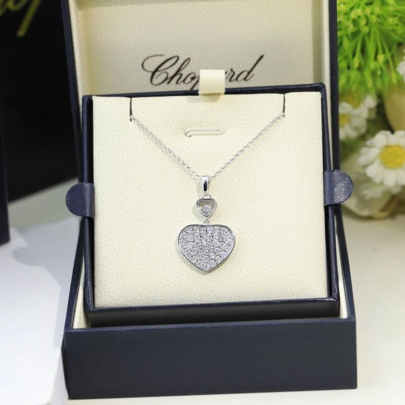 EyeCatching Chopard Necklaces 208832