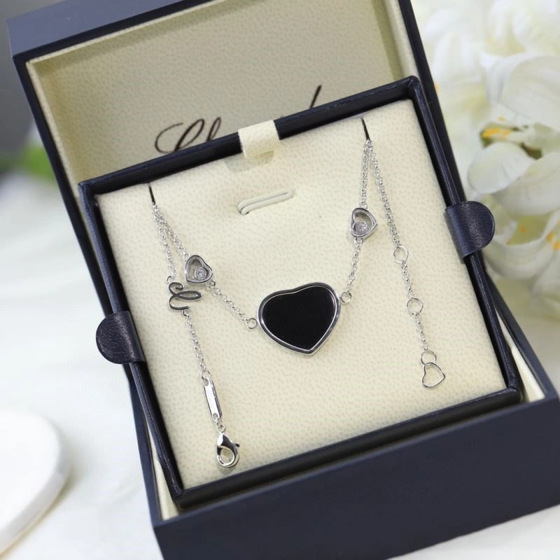 Neat Chopard Necklaces 208848
