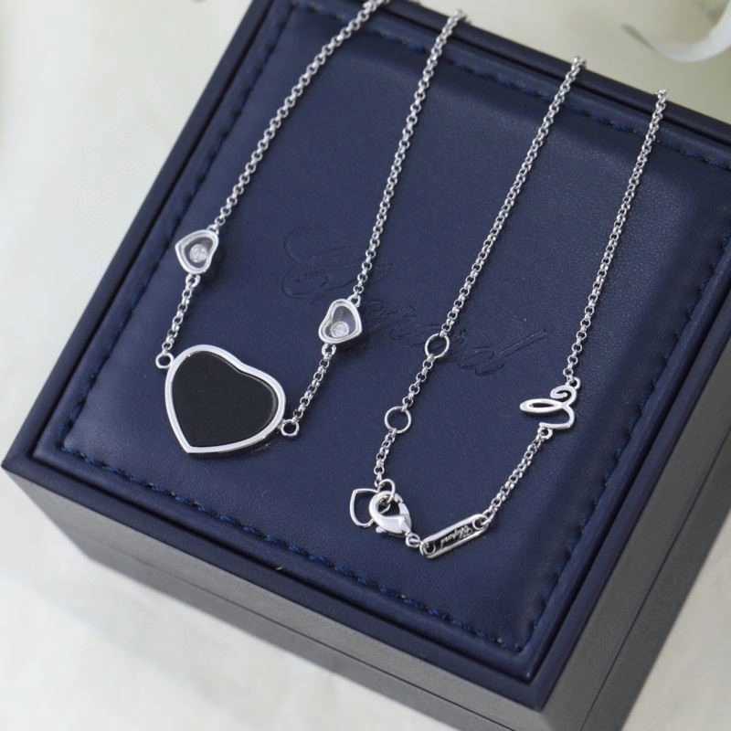 Neat Chopard Necklaces 208848