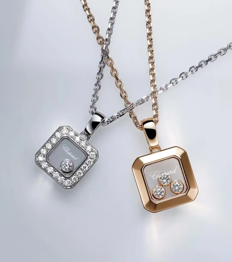 Contemporary Chopard Necklaces 208103