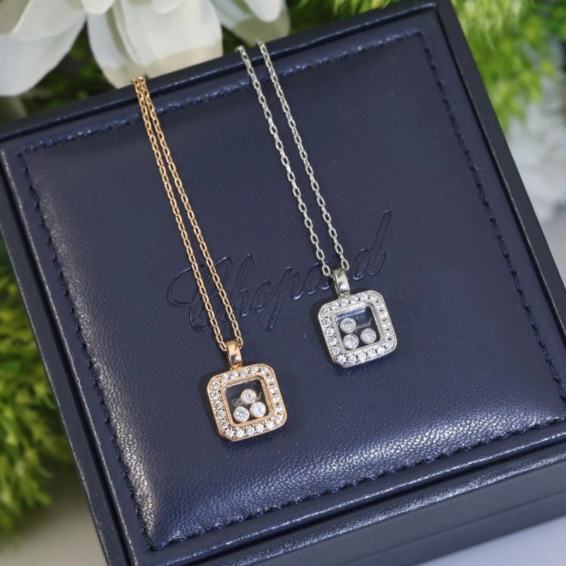 Fashionable Chopard Necklaces 208102