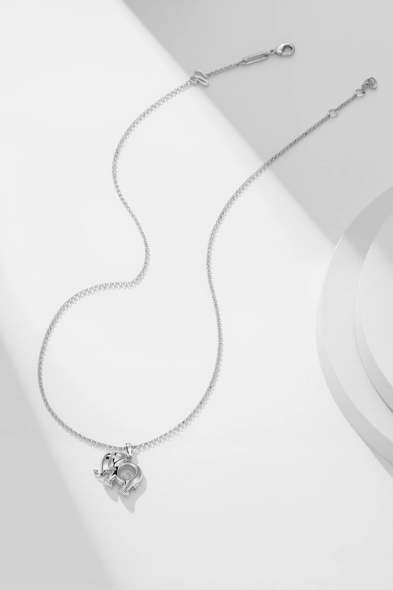 Sophisticated Chopard Necklaces 208090