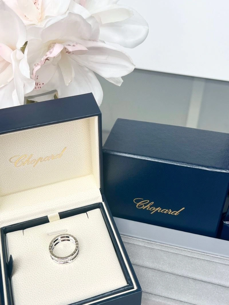 Versatile Chopard Rings 212647
