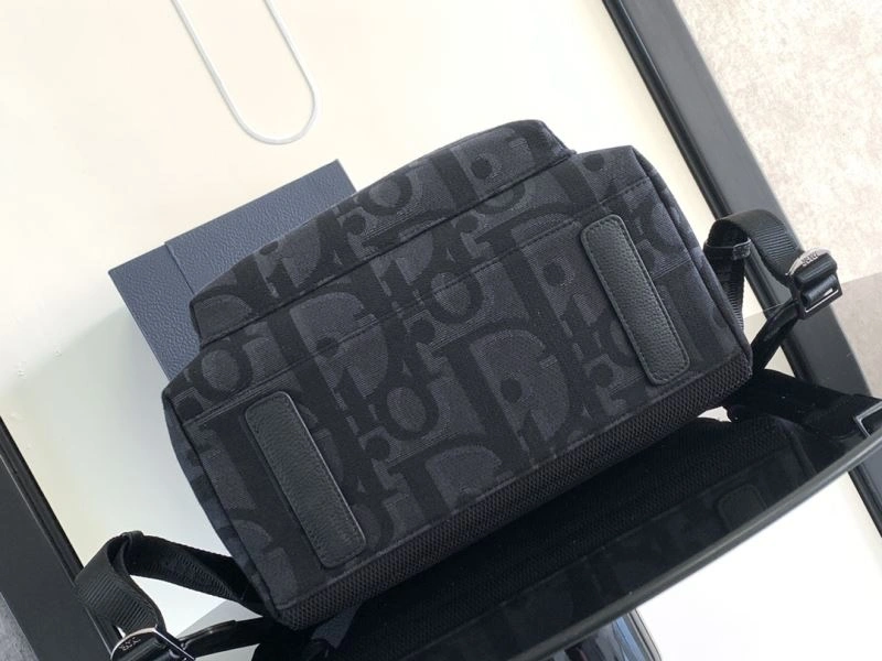 Elegant Christian Dior Backpacks 74180