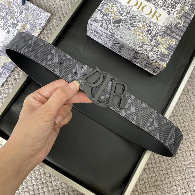 Sleek Christian Dior Belts 284634