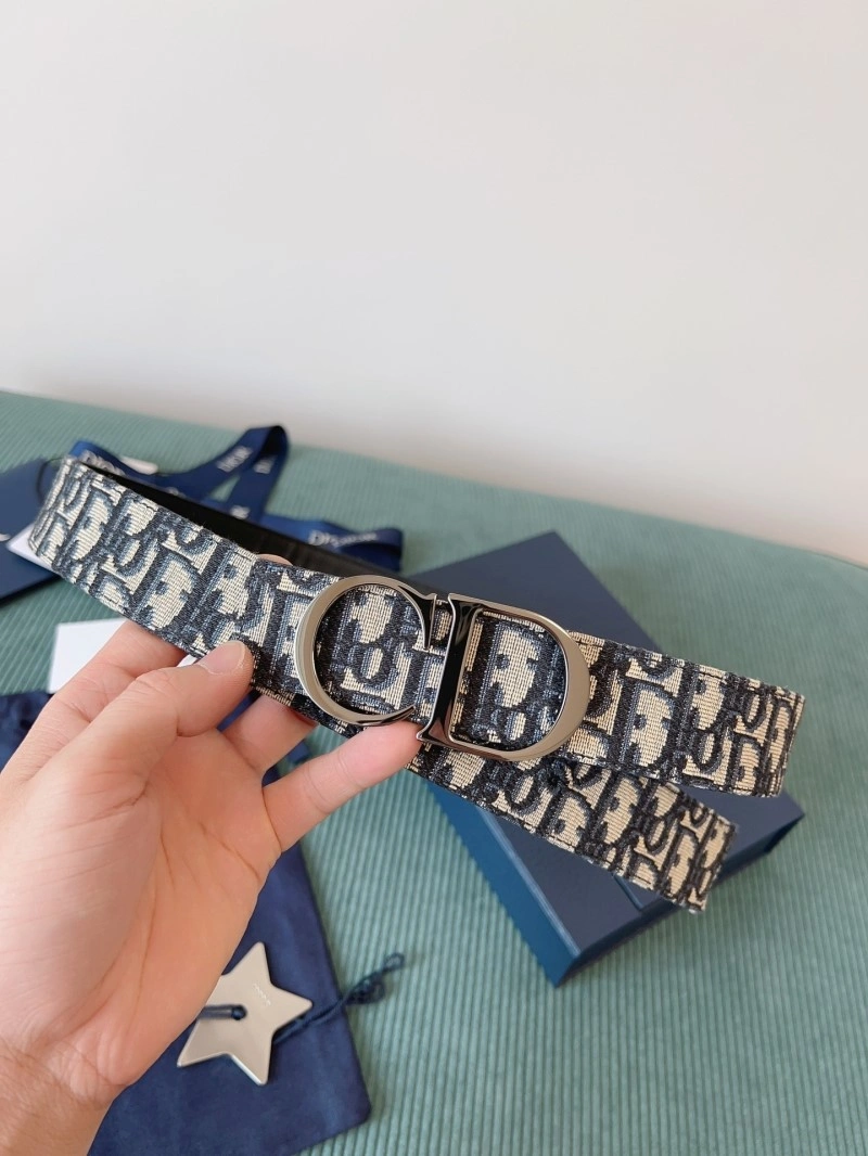 Sleek Christian Dior Belts 284559