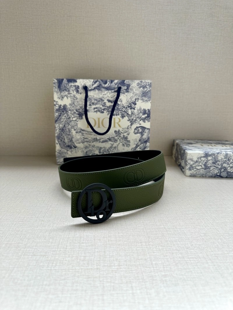 Sleek Christian Dior Belts 284531