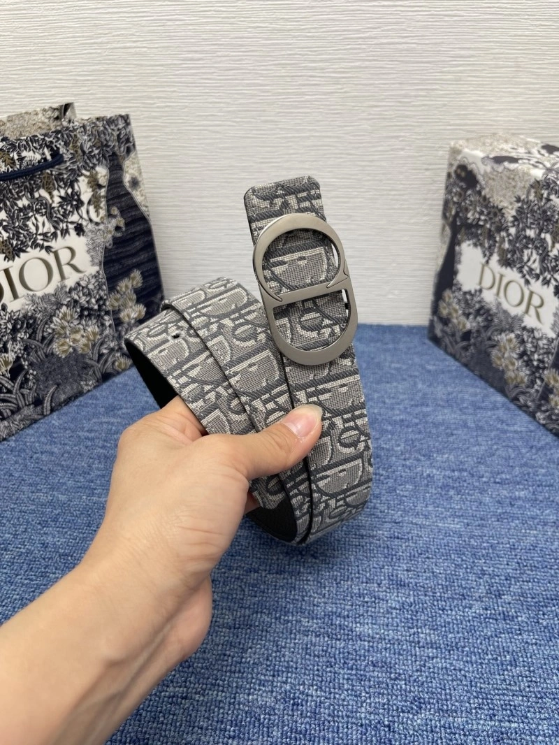 Neat Christian Dior Belts 284519