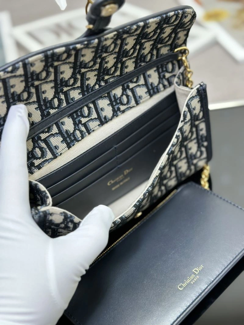 Christian Dior Bobby Bags Bold 76587